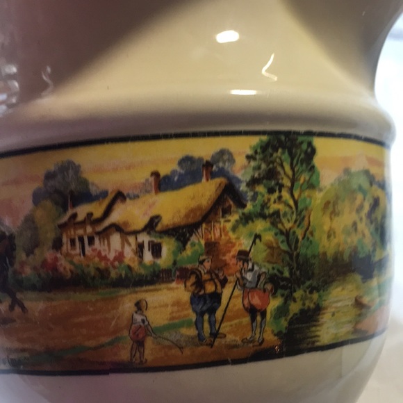 Vintage English Nelson Ware milk pitcher stage coach transfer
Rare - Picture 7 of 9